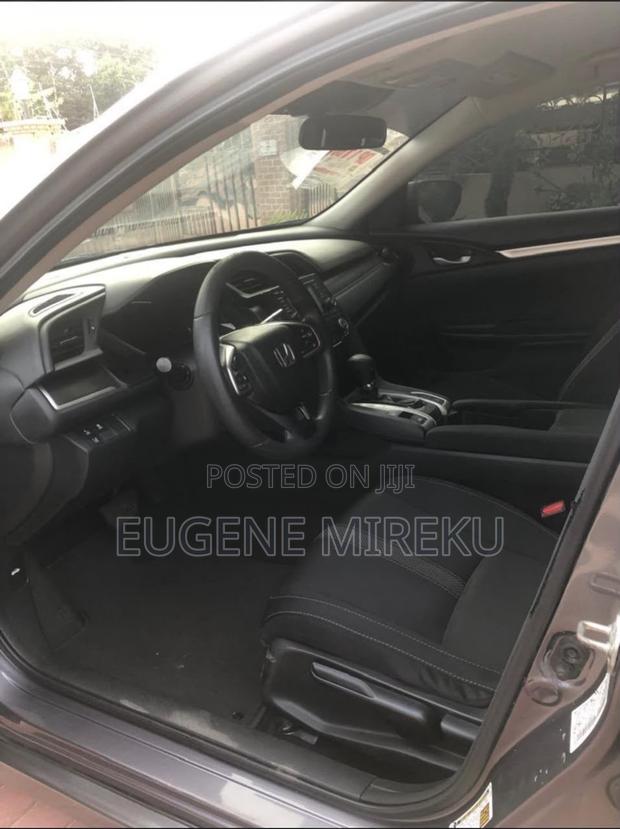 Honda Civic 2020 Gray