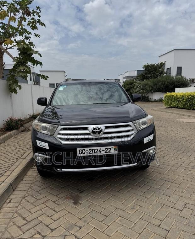 Toyota Highlander Limited 2012 Black