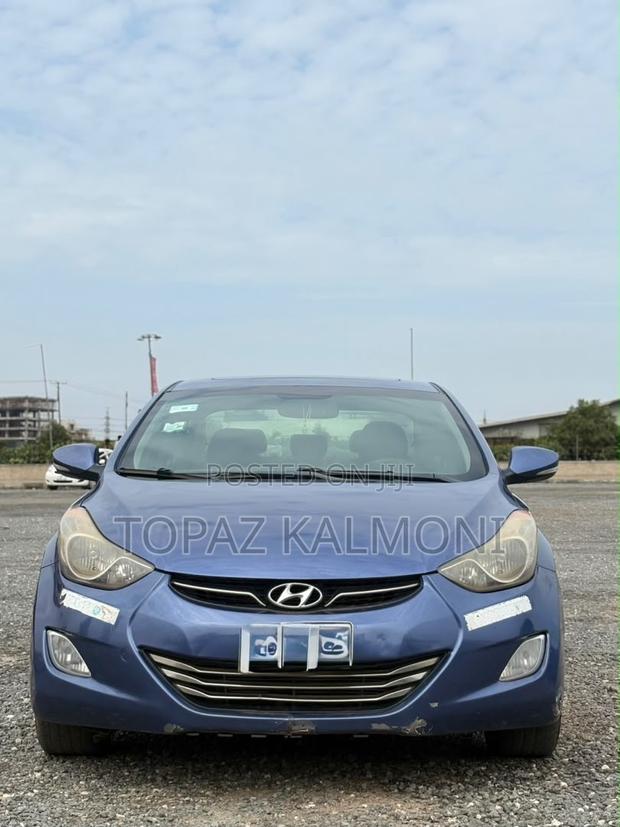 Hyundai Elantra Limited Sedan FWD (1.8L 4cyl 6A) 2013 Blue
