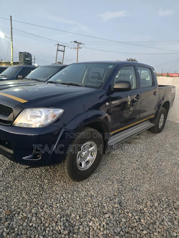 Toyota Hilux 2.5 D-4D SRX 2010 Black