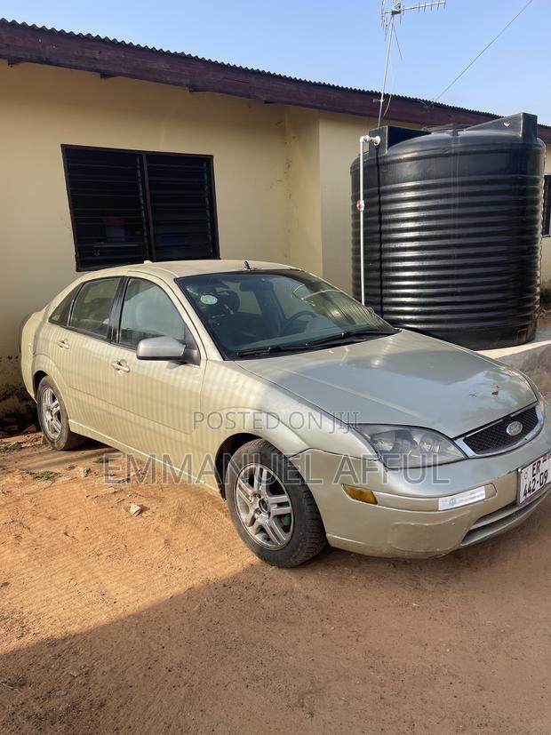 Ford Focus ZX4 S 2005 Ivory