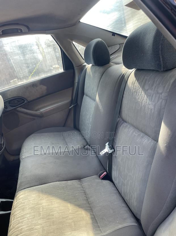 Ford Focus ZX4 S 2005 Ivory