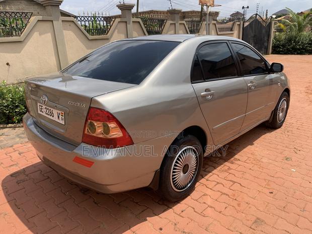 Toyota Corolla 2007 Brown