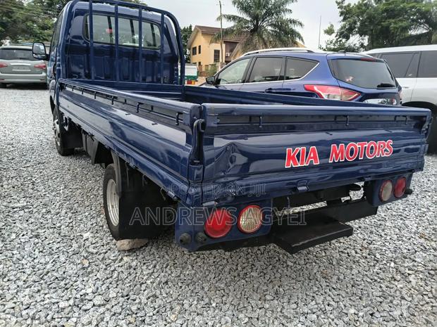Kia Bongo 2015 Blue
