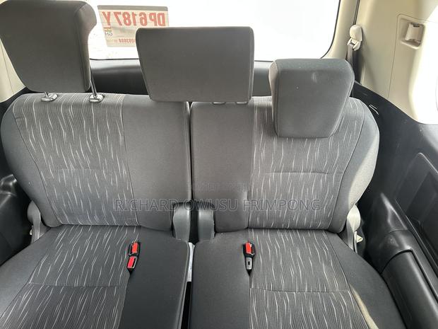 Toyota Voxy 2012 White