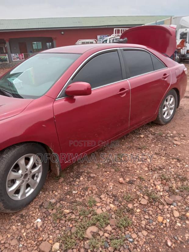 Toyota Camry 2011 Red