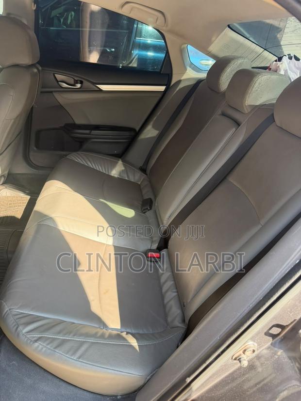Honda Civic Touring Sedan 2019 Gray