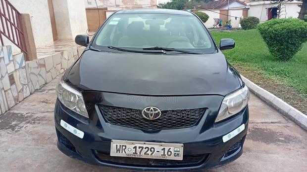 Toyota Corolla 2010 Black