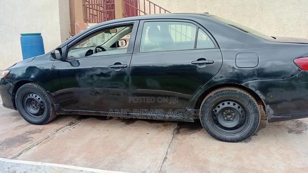 Toyota Corolla 2010 Black