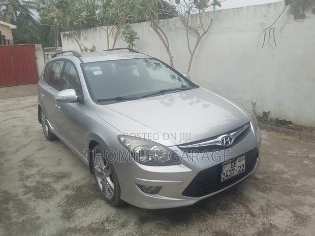 Hyundai i30 cw 2.0 2011 Silver