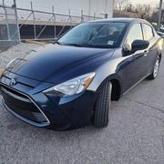 Toyota Yaris 2018 Blue for sale