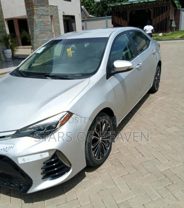 Toyota Corolla 2016 Silver