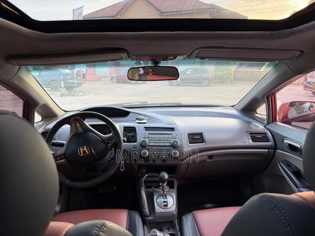 Honda Civic 2010 Red
