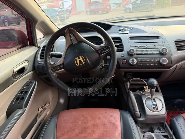 Honda Civic 2010 Red