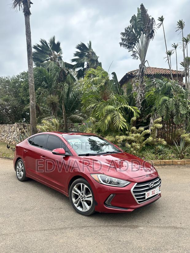 Hyundai Elantra Limited Sedan FWD (2.0L 4cyl 6A) 2017 Red
