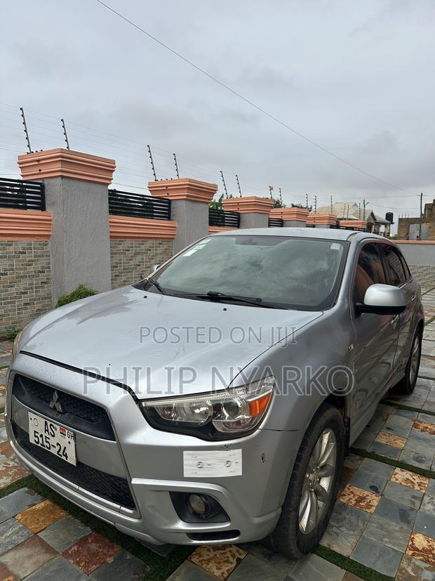 Mitsubishi Outlander Sport ES 2011 Silver