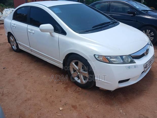 Honda Civic 2011 White
