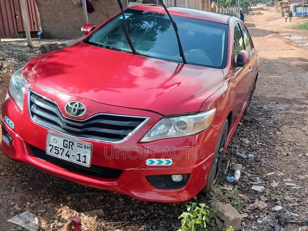 Toyota Camry 2010 Red