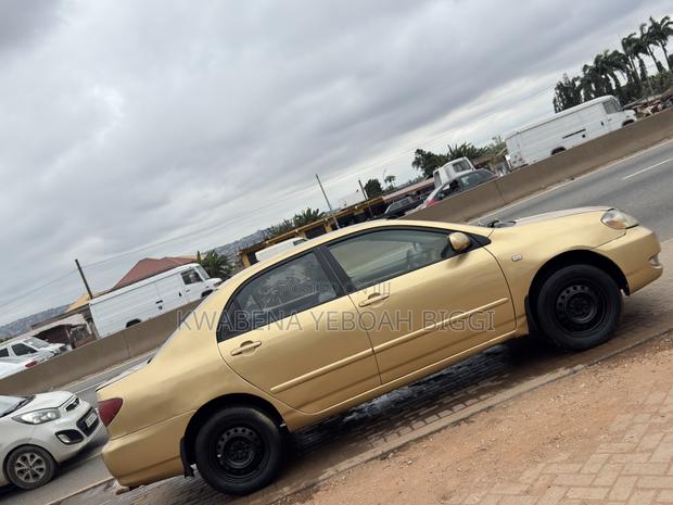Toyota Corolla 1.8 LE 2008 Gold