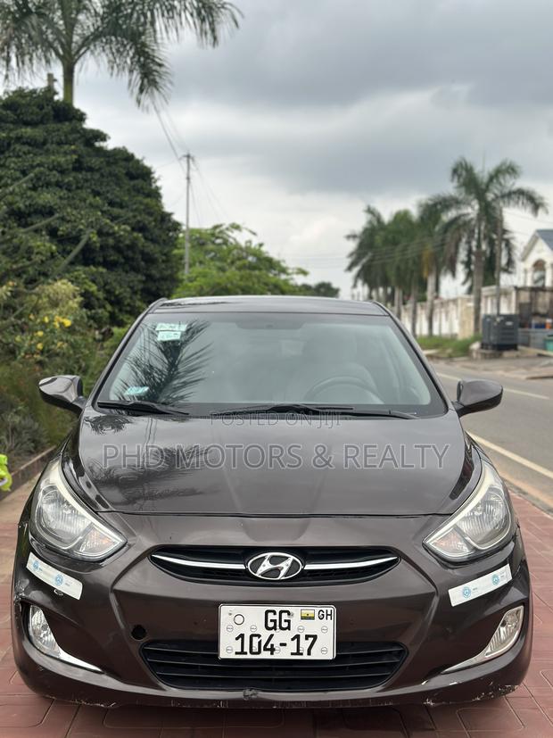 Hyundai Accent GS 4dr Hatchback (1.6L 4cyl 6A) 2015 Brown