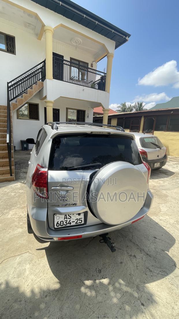 Toyota RAV4 2012 Silver
