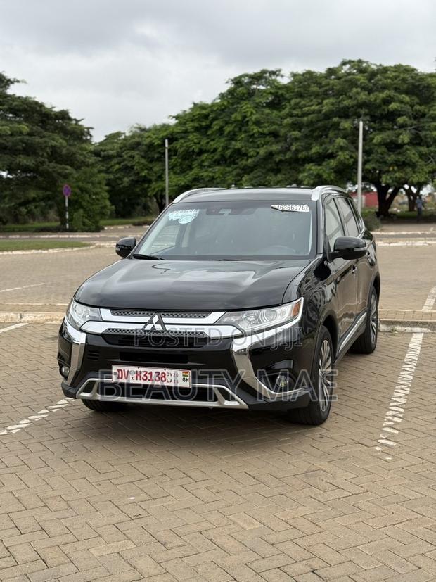 Mitsubishi Outlander Sport 2020 Black