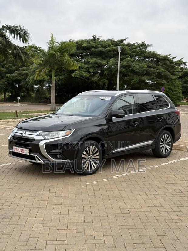 Mitsubishi Outlander Sport 2020 Black