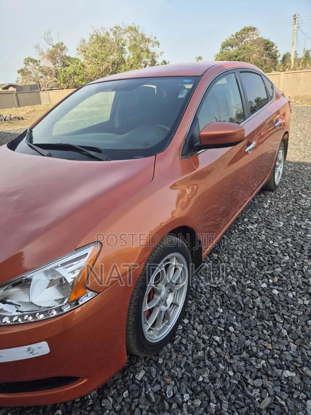 Nissan Sentra SV 4dr Sedan (1.8L 4cyl CVT) 2015 Orange