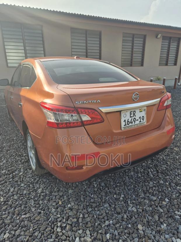 Nissan Sentra SV 4dr Sedan (1.8L 4cyl CVT) 2015 Orange