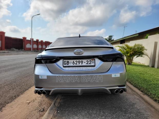 Toyota Camry XSE FWD (2.5L 4cyl 8AM) 2018 Silver