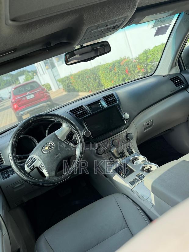 Toyota Highlander Limited 2012 Black