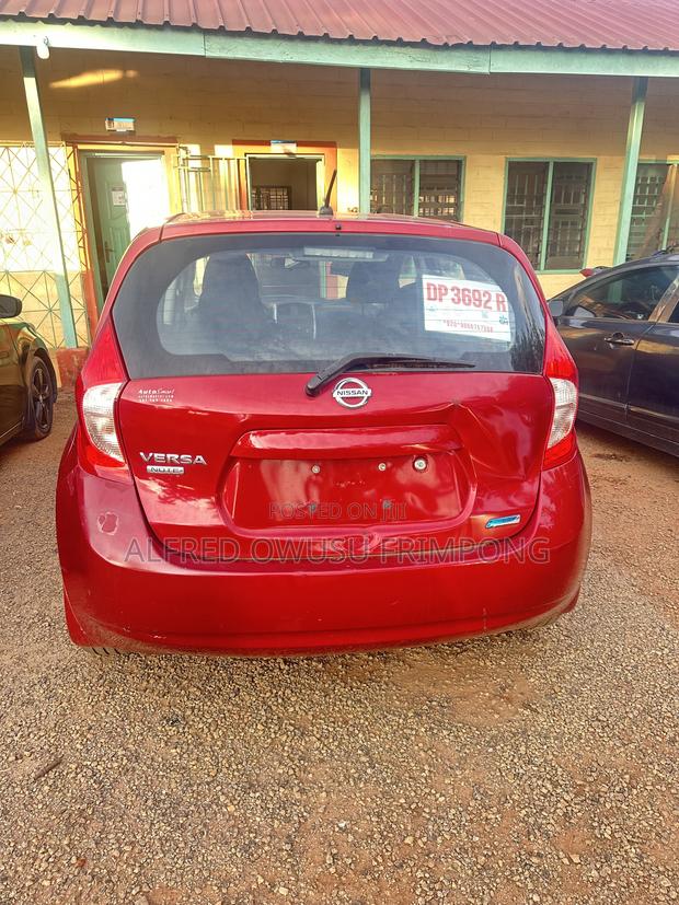 Nissan Note 1.6 Petrol 2015 Red