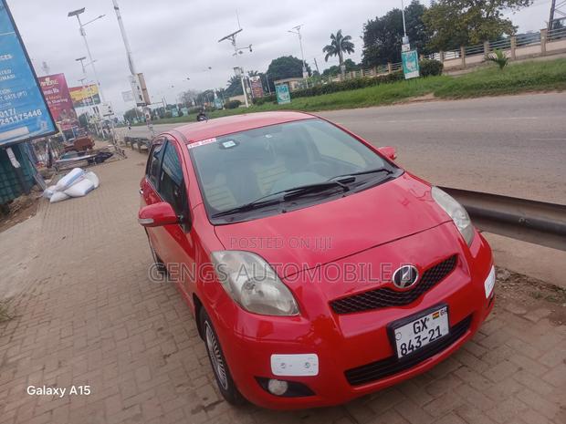 Toyota Vitz 2010