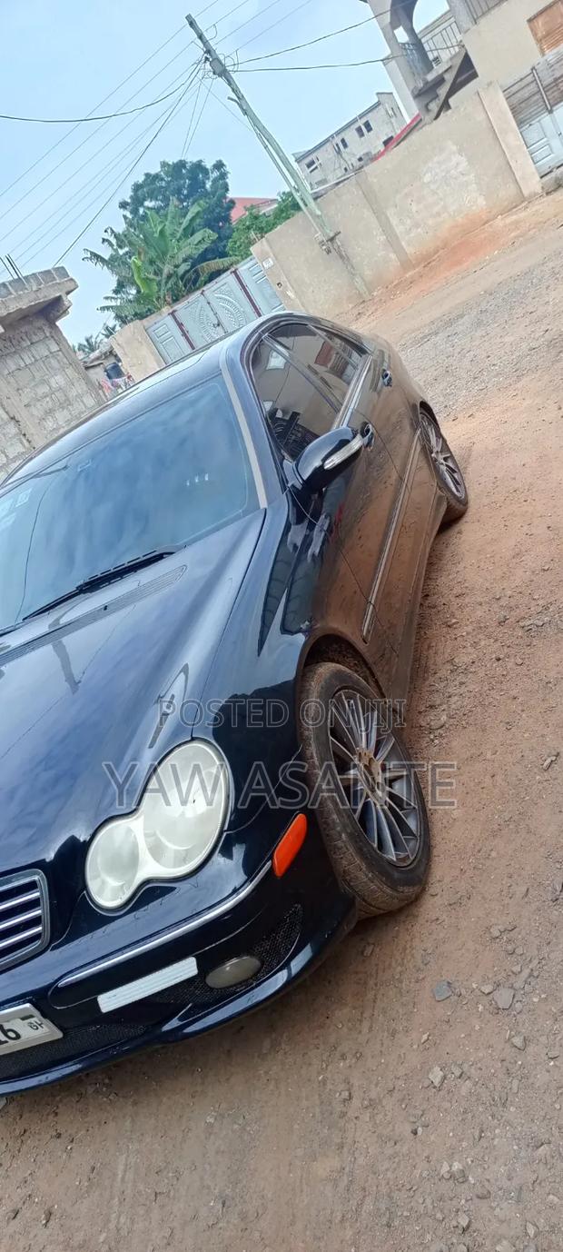 Mercedes-Benz C230 2010 Black