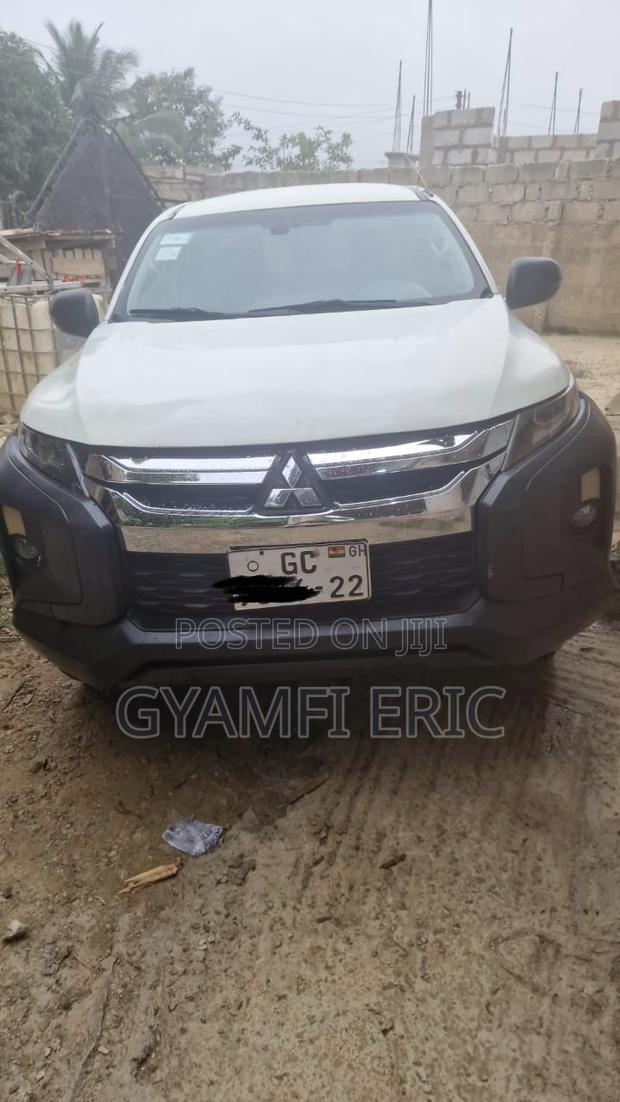 Mitsubishi L200 2021 White