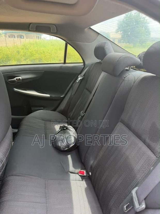 Toyota Corolla S Special Edition 4dr Sedan (1.8L 4cyl 4A) 2013 Gray
