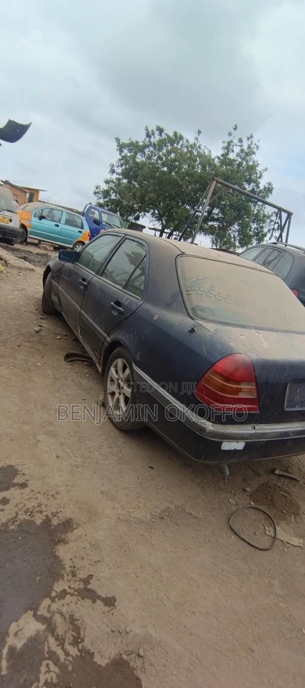 Mercedes-Benz C180 1998 Blue