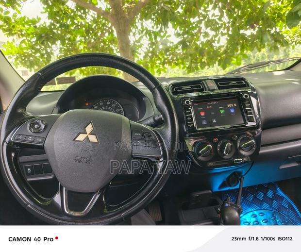 Mitsubishi Mirage ES 2018 Blue
