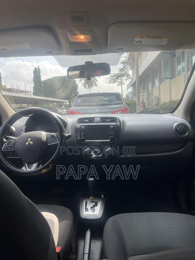 Mitsubishi Mirage ES 2018 Blue