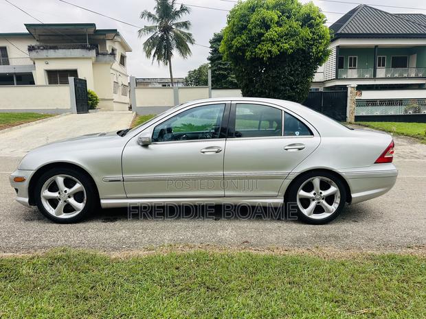 Mercedes-Benz C230 2005 Silver