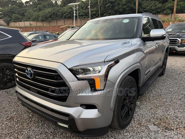 Toyota Sequoia TRD Pro 4WD 2024 Silver