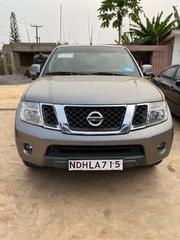 Nissan Navara 2016 Gray for sale