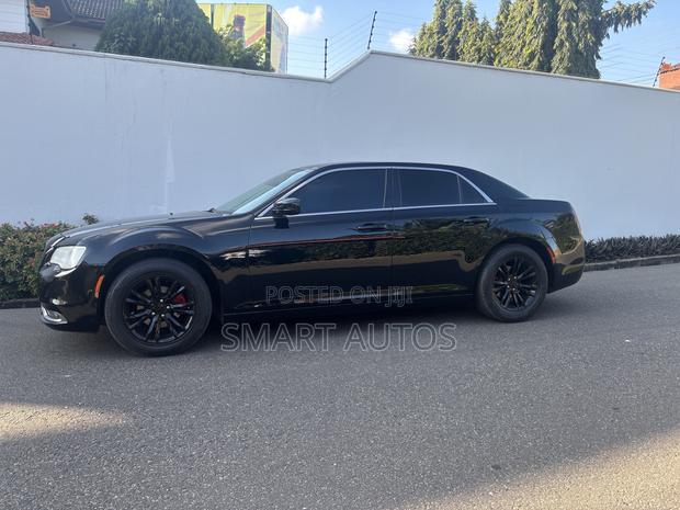 Chrysler 300C Platinum AWD 2015 Black