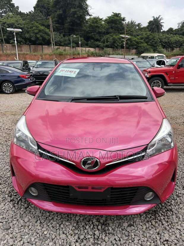 Toyota Vitz 1.3 FWD 3dr 2015 Pink