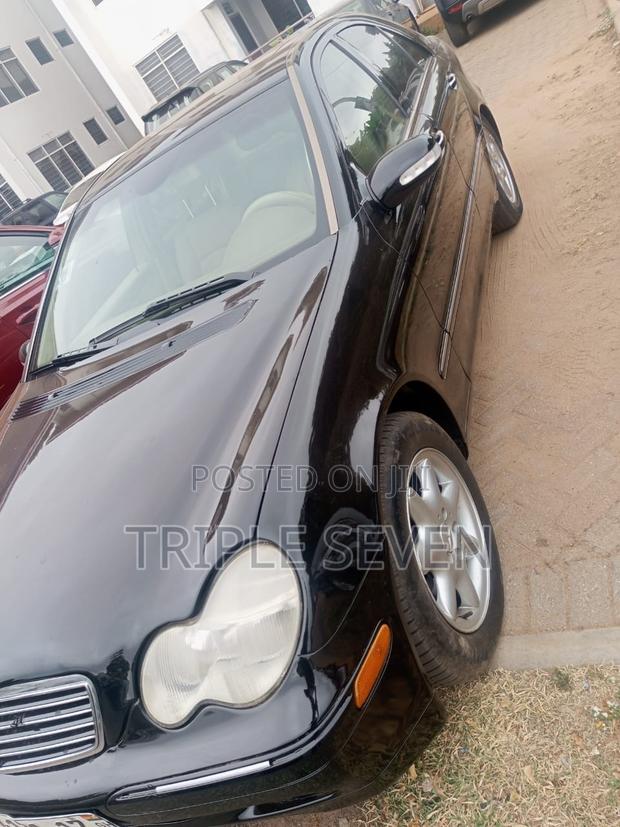 Mercedes-Benz C240 2005 Black