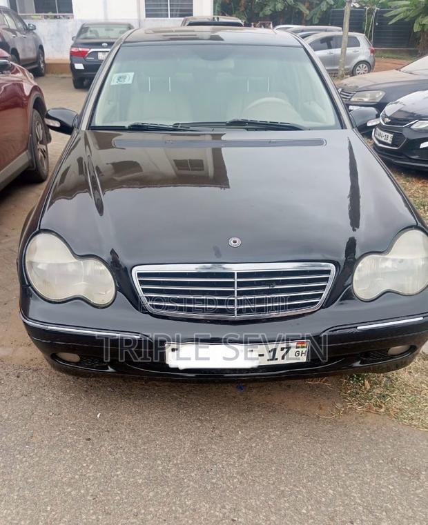 Mercedes-Benz C240 2005 Black