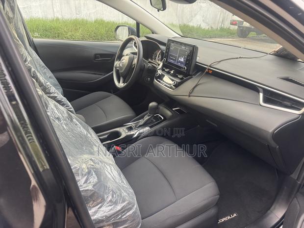 Toyota Corolla LE 2022 Black