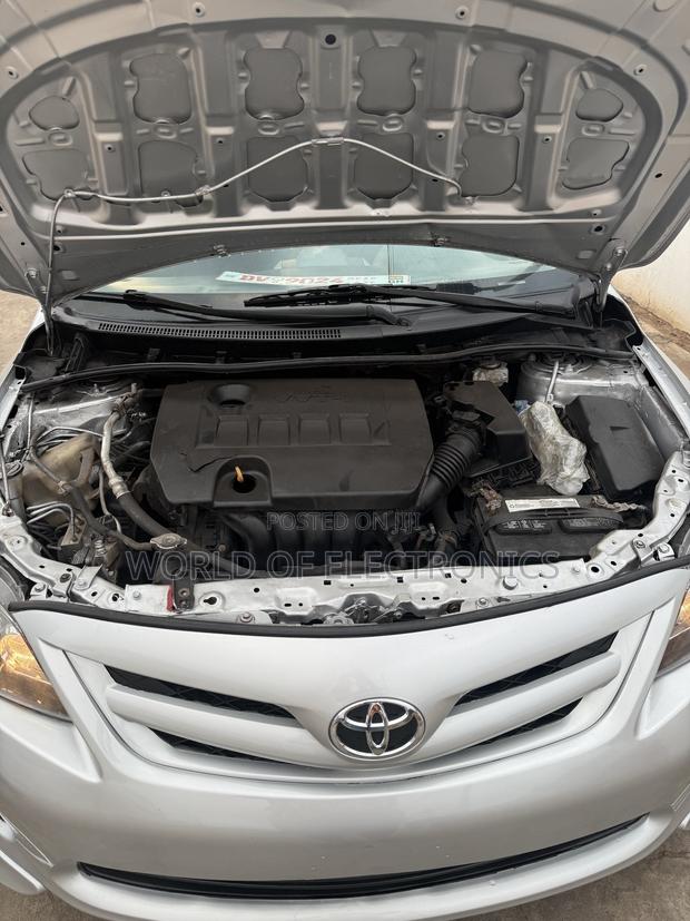 Toyota Corolla S 4dr Sedan (1.8L 4cyl 4A) 2013 Silver