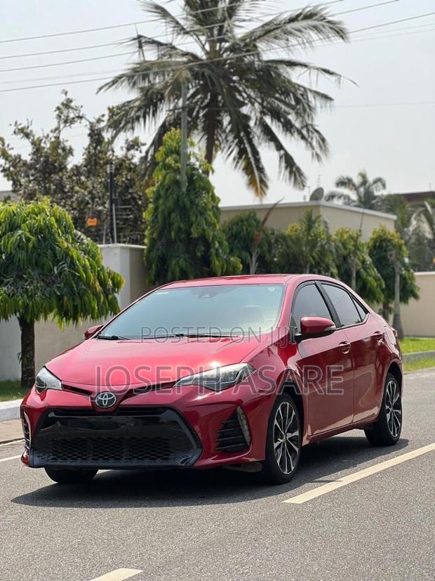 Toyota Corolla 2017 Red