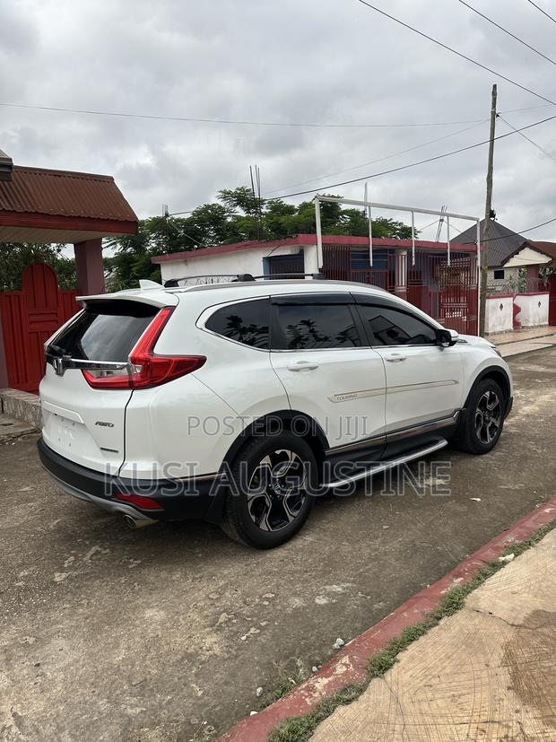 Honda CR-V Touring AWD 2019 White